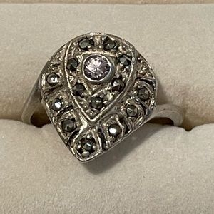 Estate jewelry, Size 8 sterling silver amethyst ring